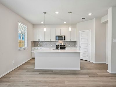 1030 Cedar Place Ln