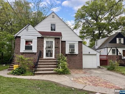 691 River Rd