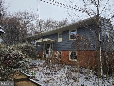 1608 Chain Bridge Rd