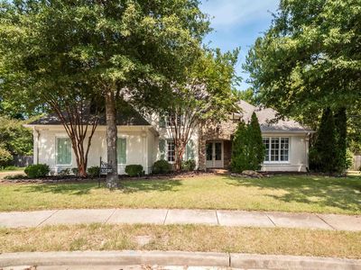 10230 Mackwood Dr