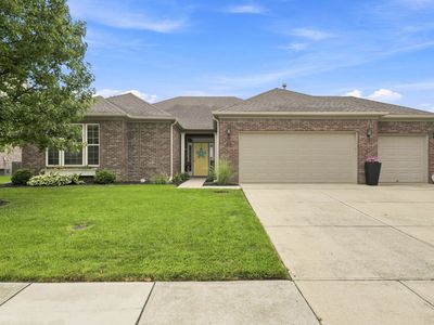 9332 N Bayland Dr