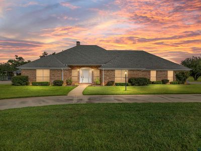 20 Oak Forest Dr