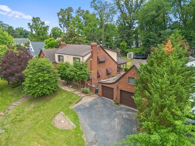 2637 Central Pkwy