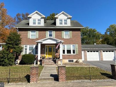 5 Sunset Rd