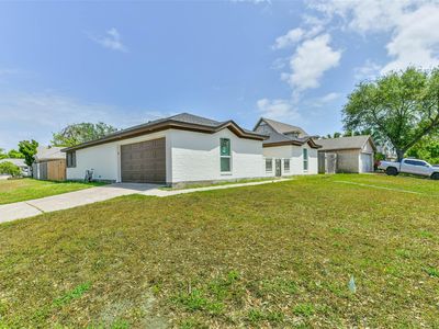 28 Back Bay Cir