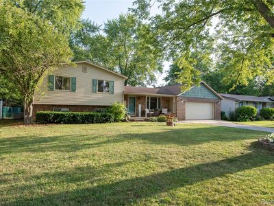 4395 Regency Rd