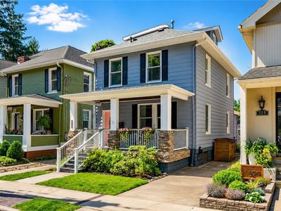 327 Nicholas Pl