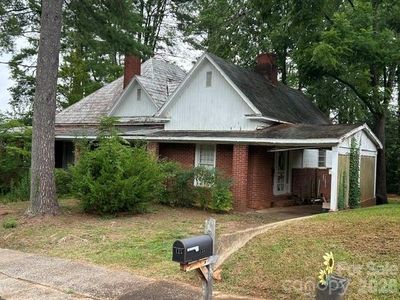Property at 129 Pine St, Rutherfordton, NC