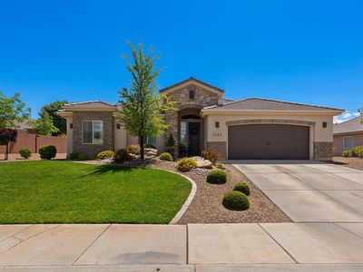 3142 E Delany Dr