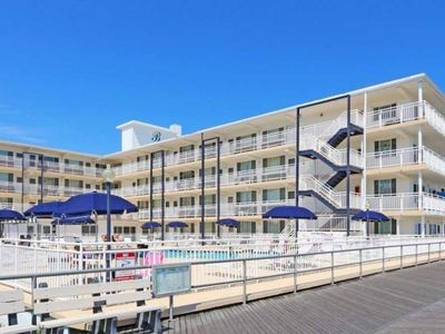 111 S Surrey Ave APT 104