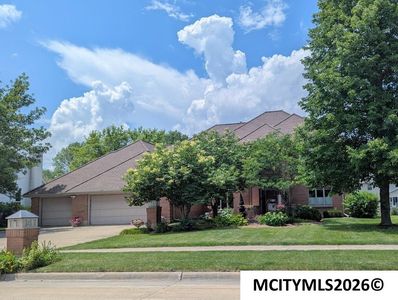 2 Deer Creek Ct
