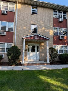 2 Radio Ave APT C20