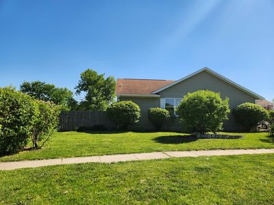 1203 Ridgewood Rd
