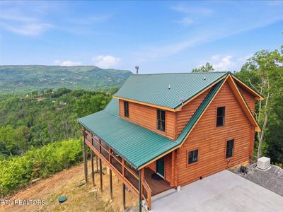 2266 Lone Ridge Dr