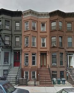 109 Jefferson Ave