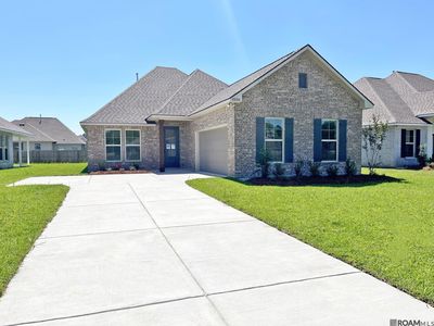 8806 Lyndanne Dr