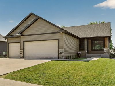 3402 Ridgeline Dr SE