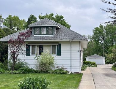 377 Blackhawk Rd