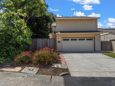 436 Greenbrier Court