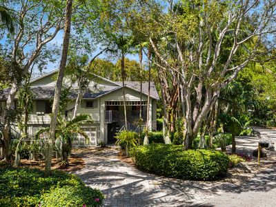 12 Mahogany Ln