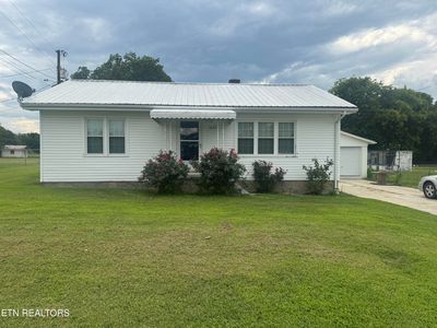 1633 Old Newport Hwy