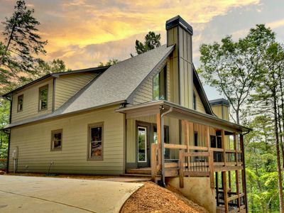80 Parker Ct