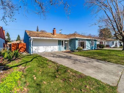 1102 Eastwood Street