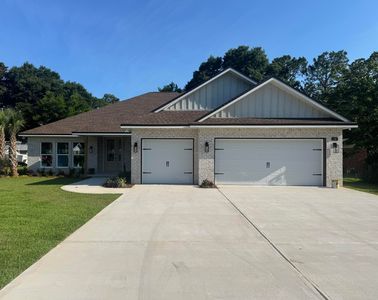 18 Walnut Ave