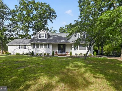 8 E Forest Glen Dr