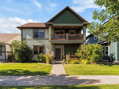 3825 Equestrian Ln