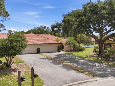 5451 Golf Pointe Dr #V-225