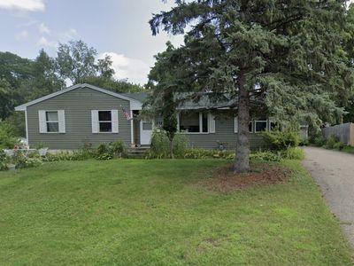 597 Meadow Ln