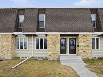 239 12 1/2 Ave E