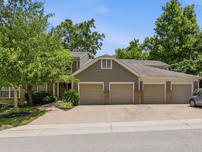 2133 Clareglen Ct Unit 304