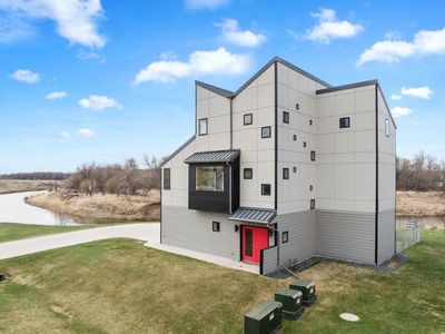 1800 Rivers Edge Dr SE