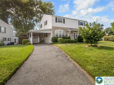 1504 Valley Rd