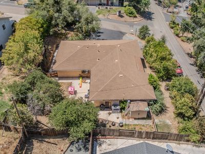 447-441 Gold Ct