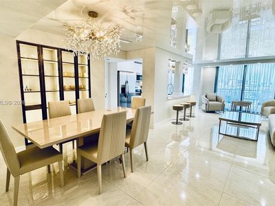 210 174th St APT 811