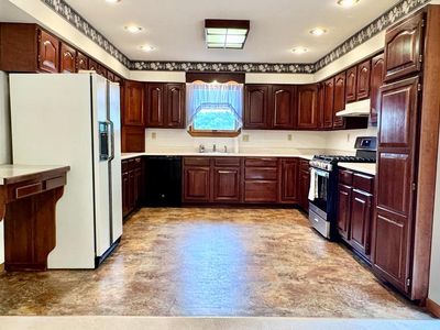 Property at 608 Wellington Ln, Cumberland, MD