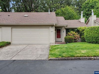 675 Fairview Ave SE