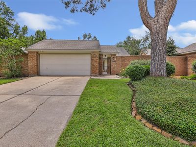 Property at 3419 Valley Gardens Dr, Kingwood, TX