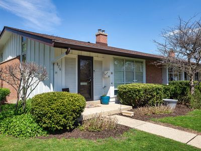 276 Crestwood Vlg