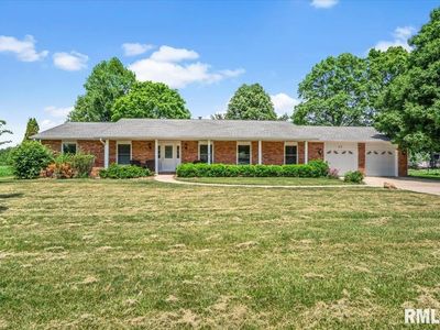 23 Crater Lake Dr