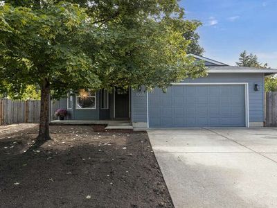 1065 SW View Crest Dr