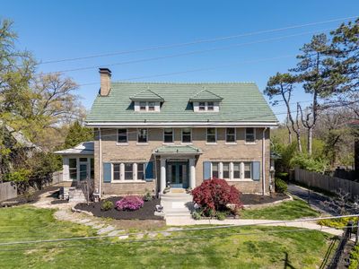 718 Clinton Springs Ave