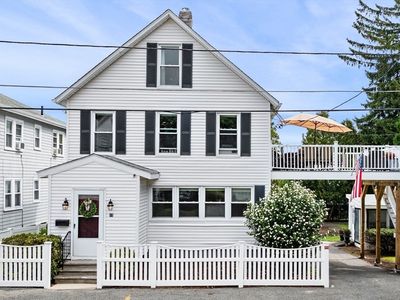 19 George St