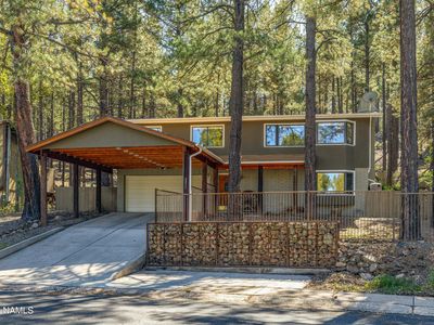 2857 W Darleen Dr