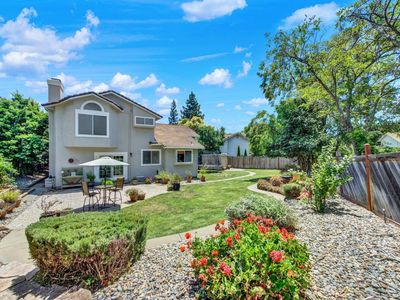 2469 Bay Hill Circle