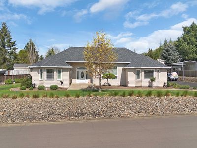 402 Martha Dr