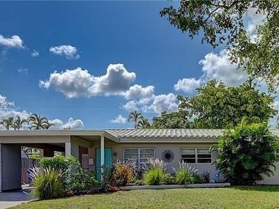 1180 SW 4th Ter